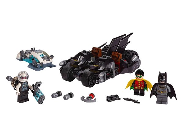alt LEGO® Batman™ 76118 Mr. Freeze™ Batcycle™ Battle